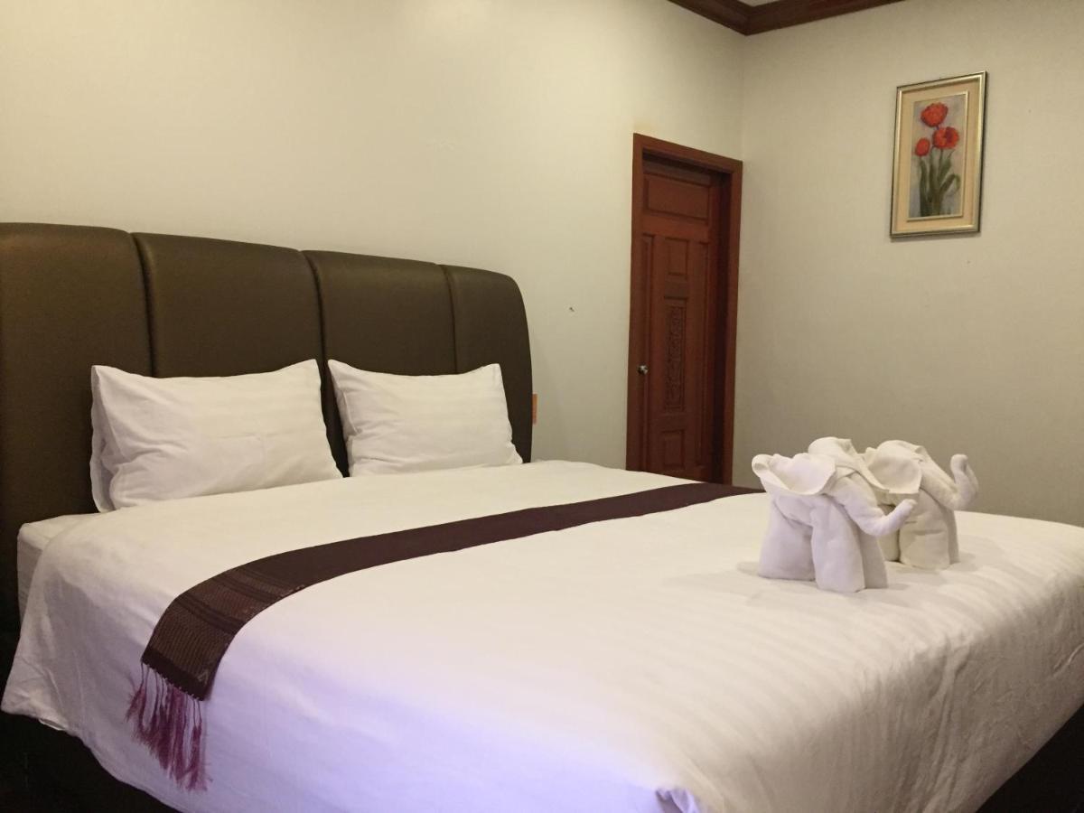 Nakhone Champa Hotel Pakse Exterior photo